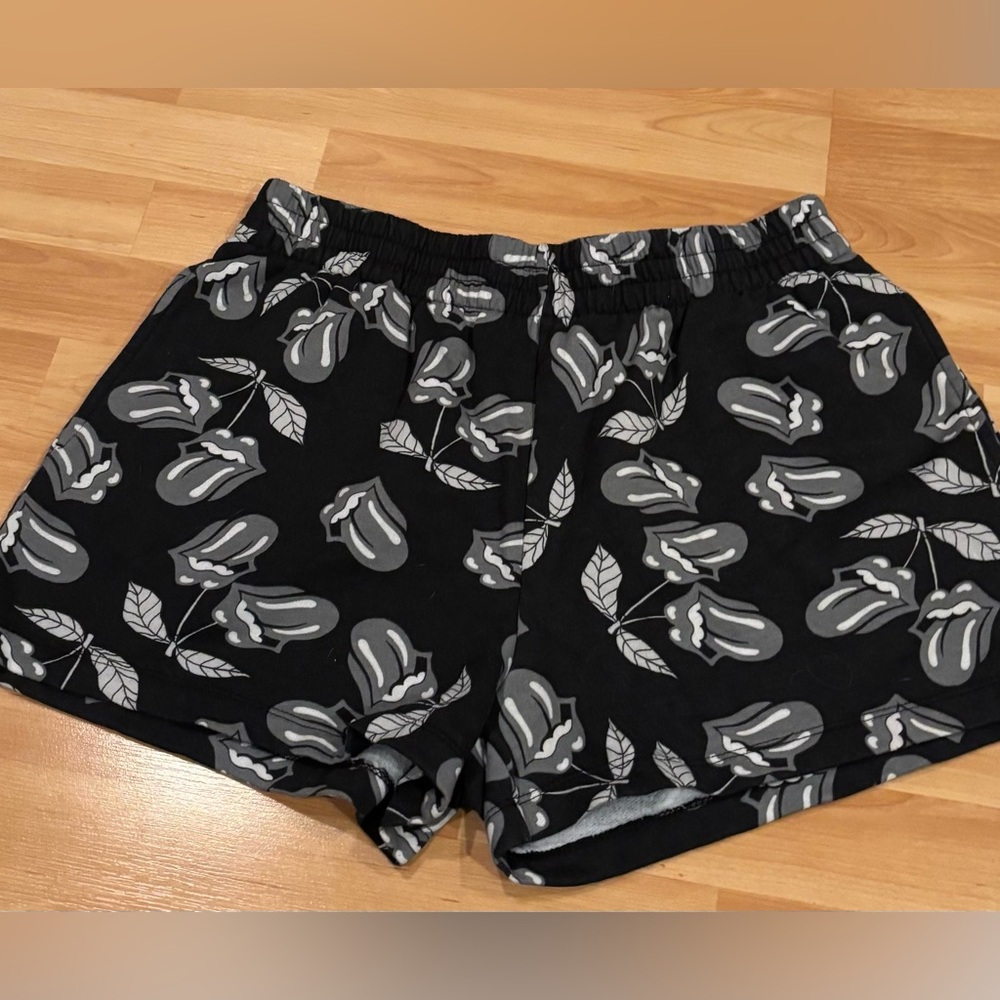 5/$25 The Rolling Stones Black and Gray JoggerShorts